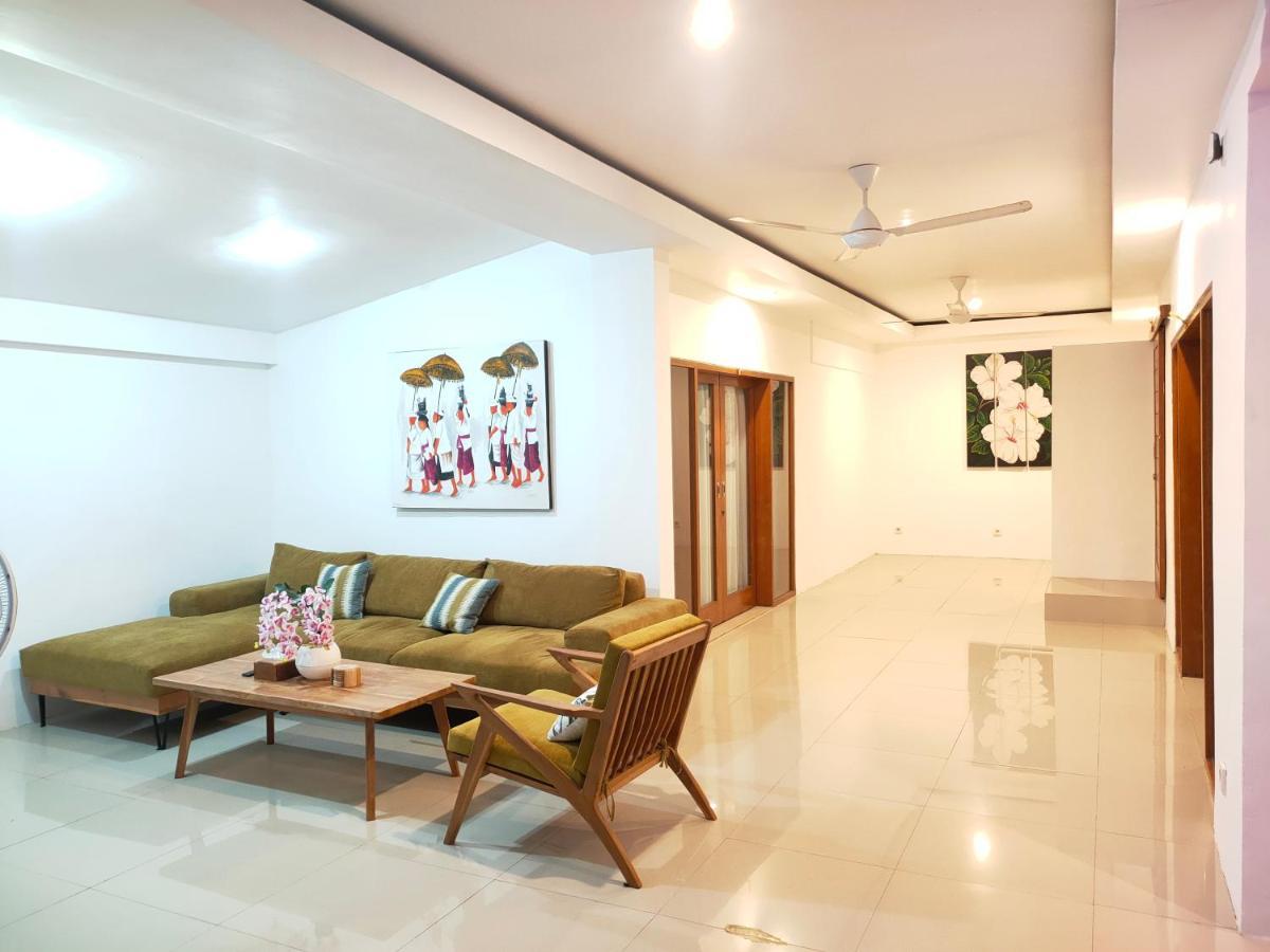 Villa Majegau 1 By Deasha Seminyak Buitenkant foto